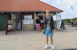 Den obligatoriske isvaffel ved Tisvildeleje Strand.