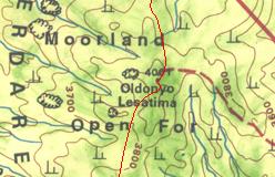 Kort over over den omtrentlige rute til toppen af Oldonyo Lesatima med nedstigning mod nord