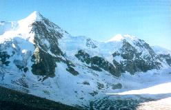 Mont Durand med Ober Gabelhorn til venstre set fra Cabane du Mountet