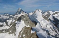 Trifthorn set fra toppen af Zinalrothorn